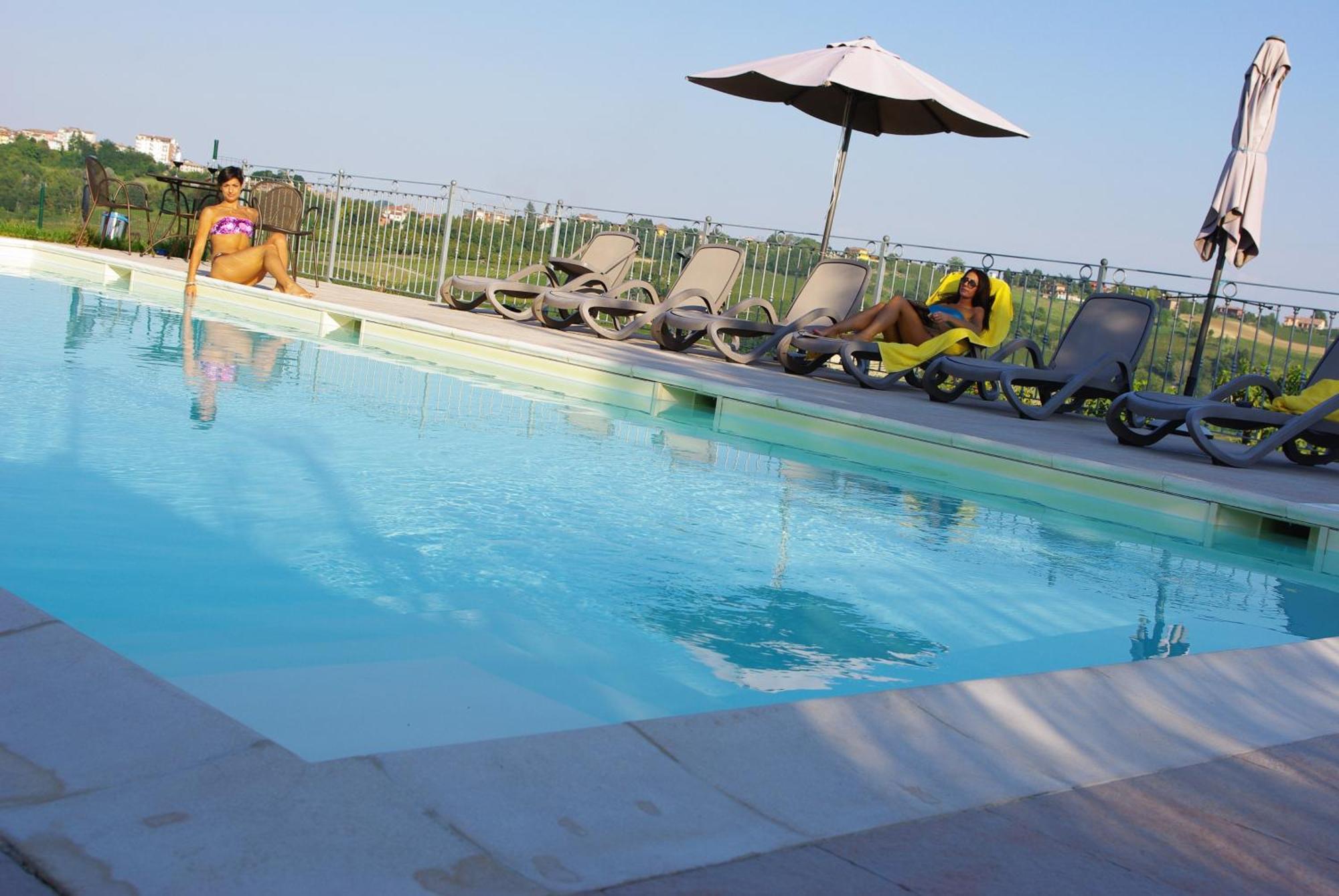 Naturalmente Wine Resort Agliano Terme Exteriér fotografie